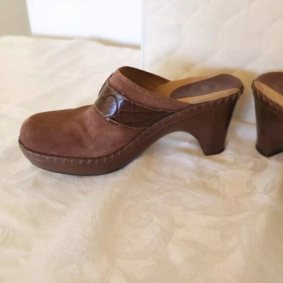 Womens Nurture Leather Slide On Mules Clogs Shoes 7 M Caramel Brown Faux Buckle - Picture 9 of 13